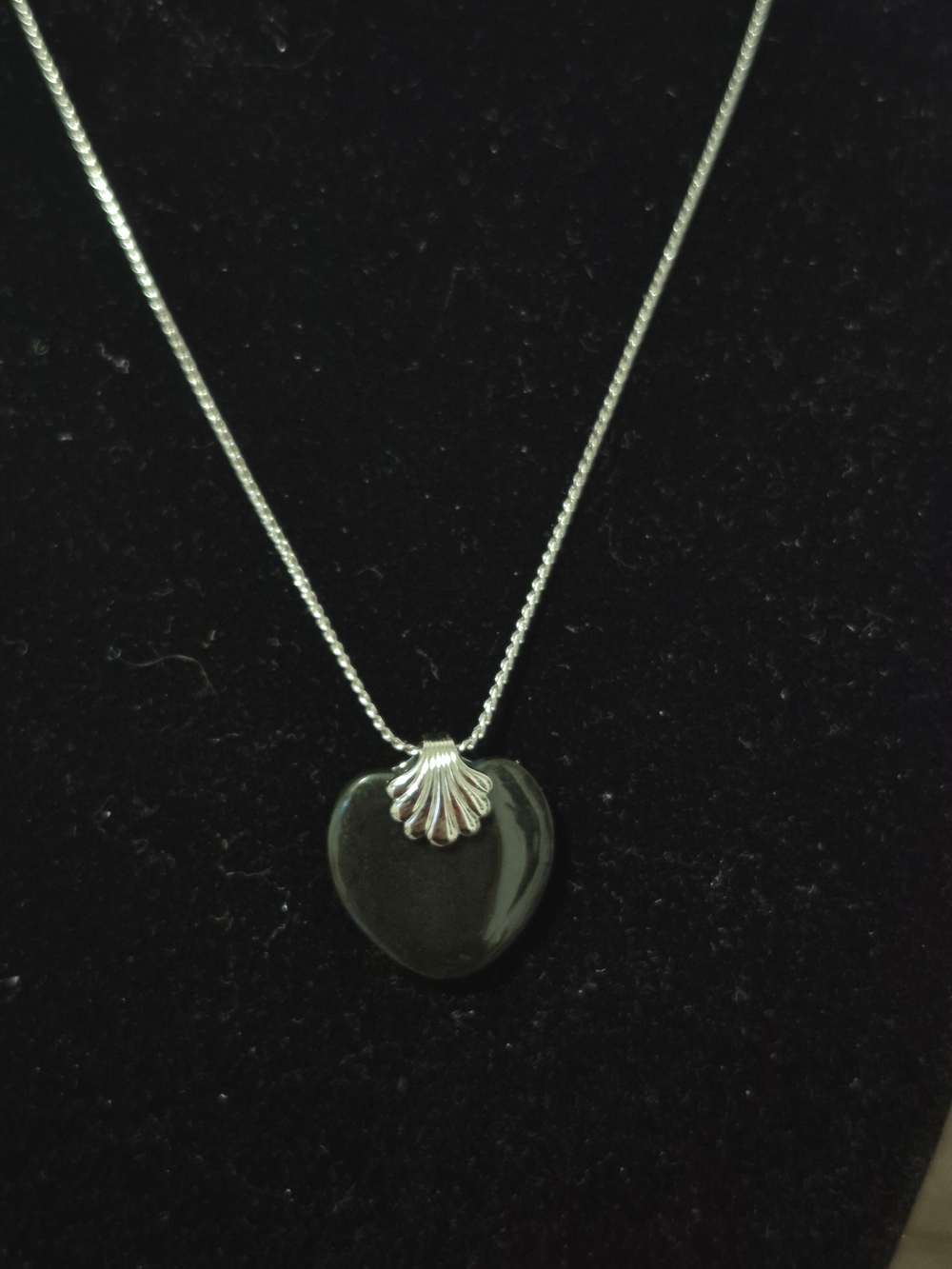Avon Necklace Heart Shaped Onyx Pendant Vintage Sterling Silver 925
